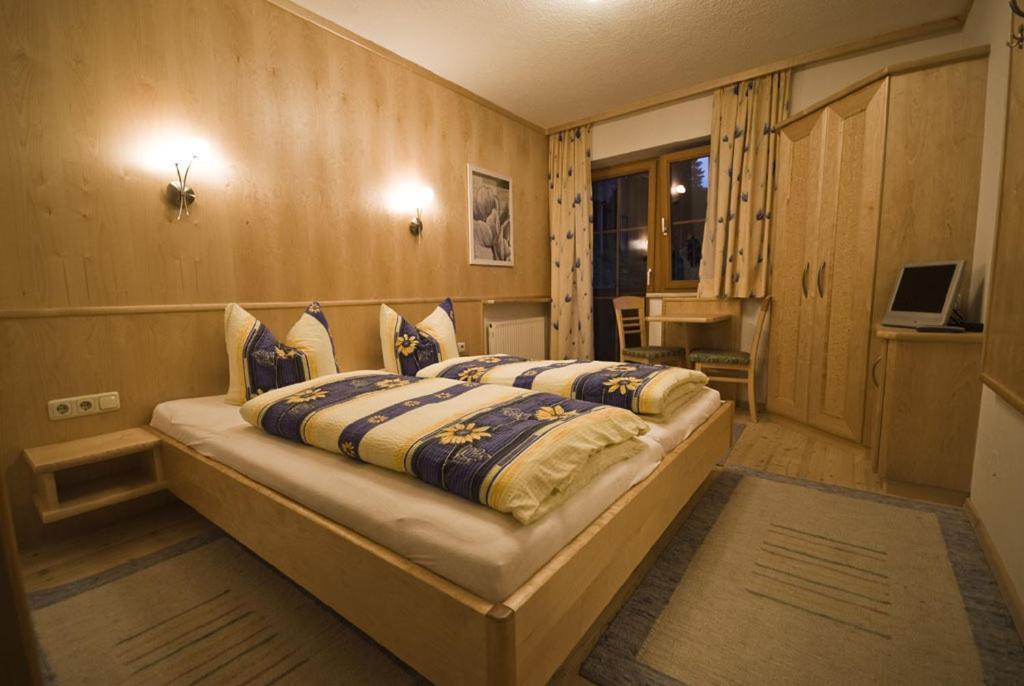 Pension Fuchs Brixen im Thale Room photo
