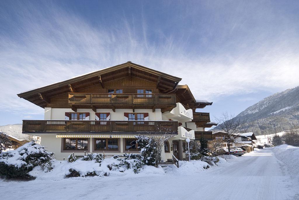 Pension Fuchs Brixen im Thale Exterior photo