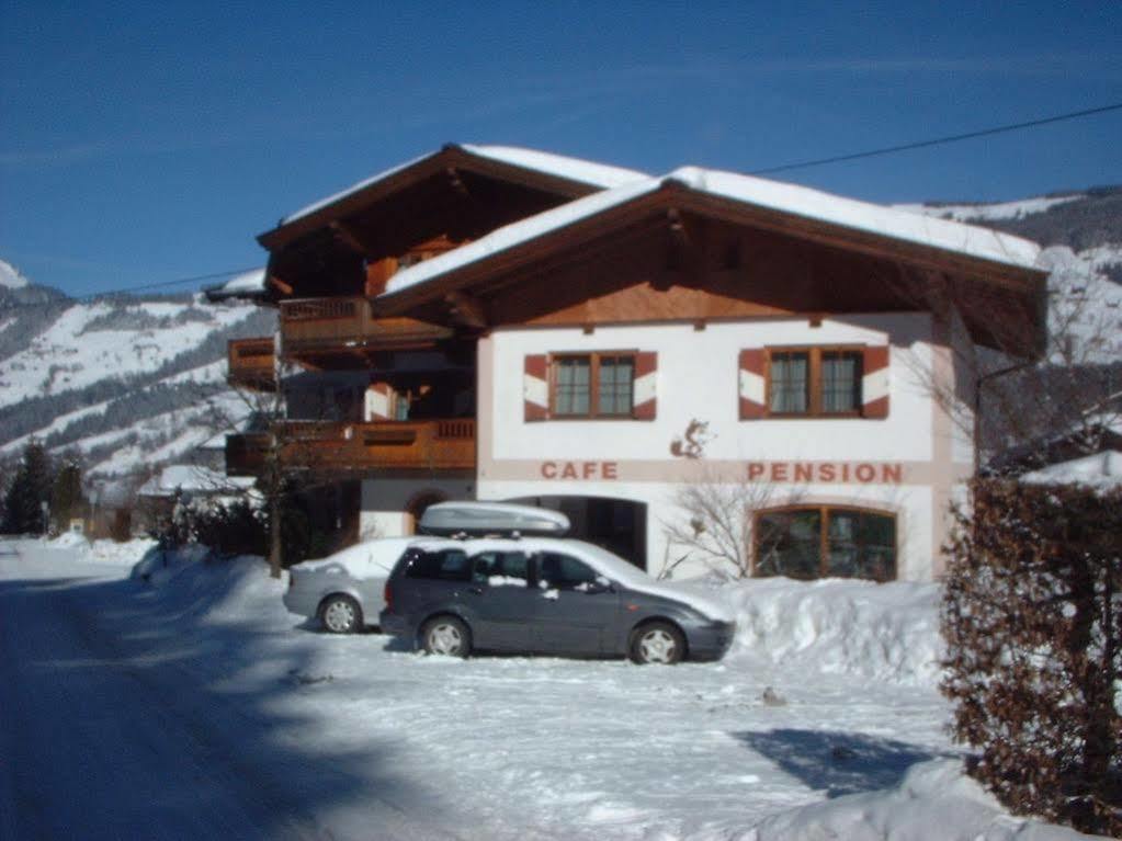 Pension Fuchs Brixen im Thale Exterior photo
